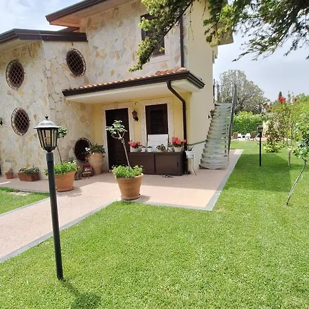 Casa Vacanza Villa Romano Сasa de vacaciones *